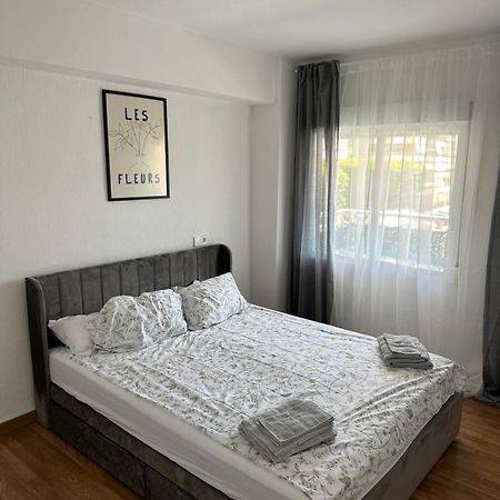 Seashell Apartment In Кулера Екстериор снимка