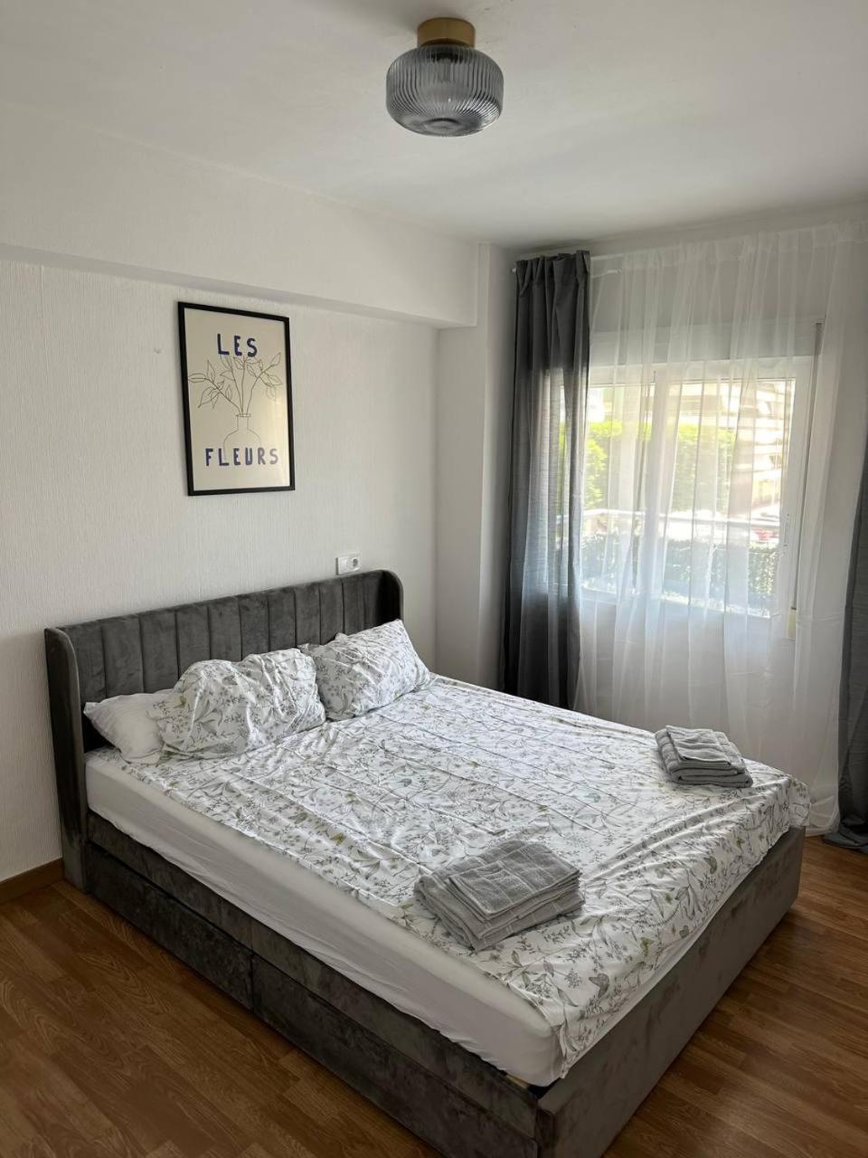 Seashell Apartment In Кулера Екстериор снимка